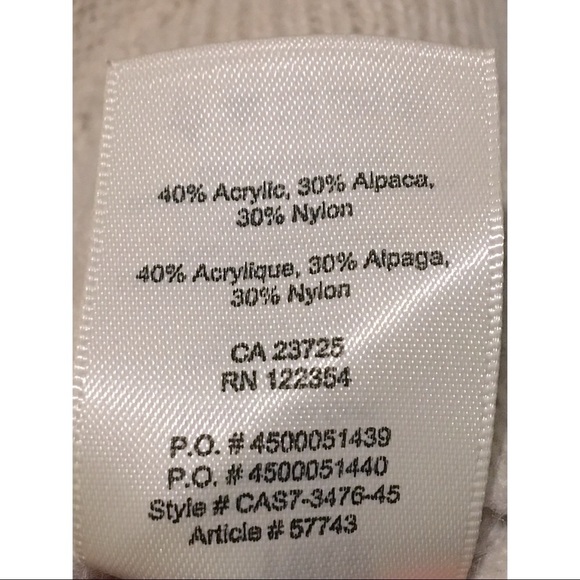 ***SOLD*** Aritzia Wilfred Free Italian Yarn Crewneck Sweater - Picture 6 of 6